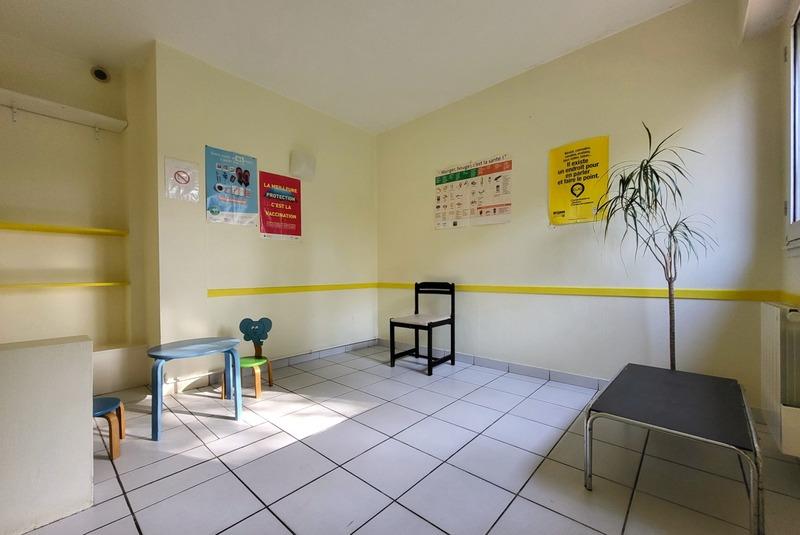 Maison - 250 m² - 11 pièces