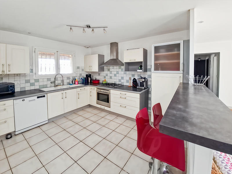 Maison - 102 m² - 5 pièces