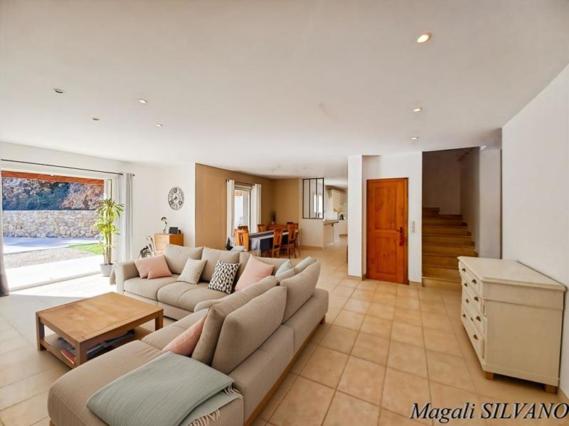 Villa - 160 m² - 5 pièces