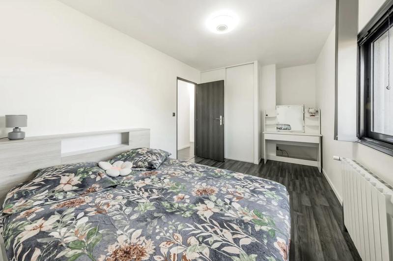 Maison - 190 m² - 10 pièces