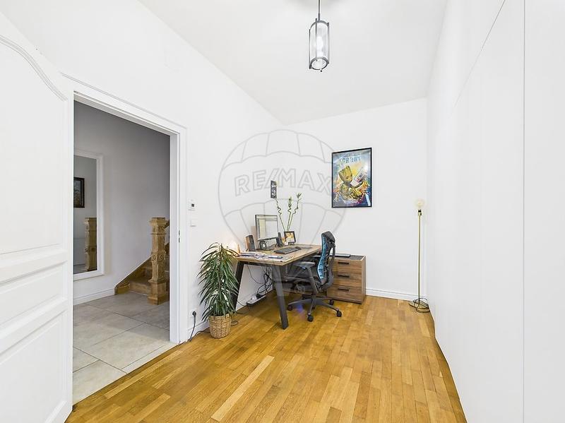 Maison - 143 m² - 6 pièces