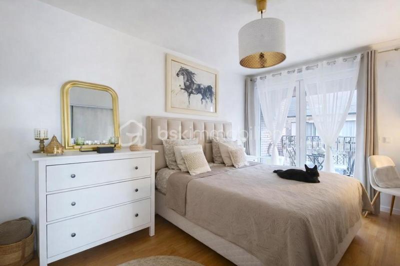 Appartement - 85 m² - 4 pièces