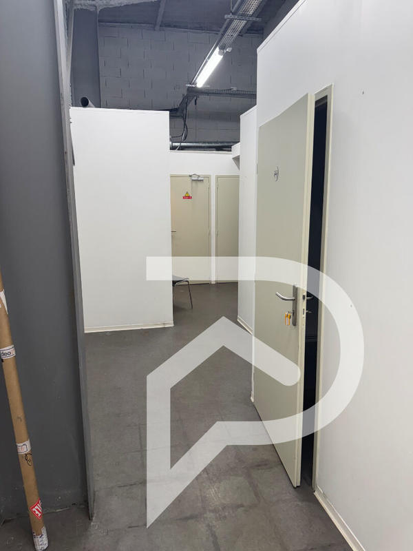 Local commercial - 600 m²