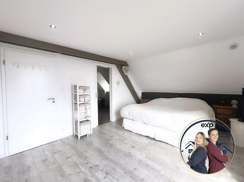 Maison - 183 m² - 7 pièces