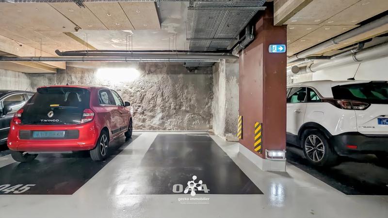 Parking - 12 m²