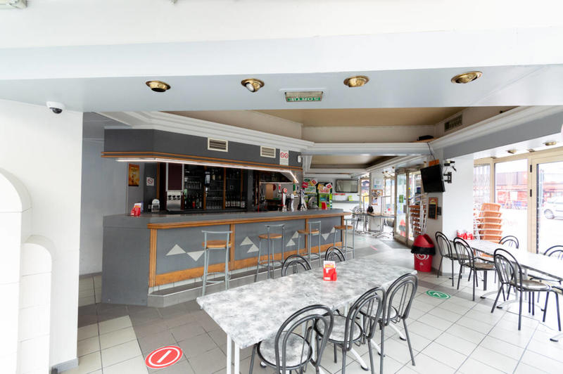 Fonds de commerce - 220 m²