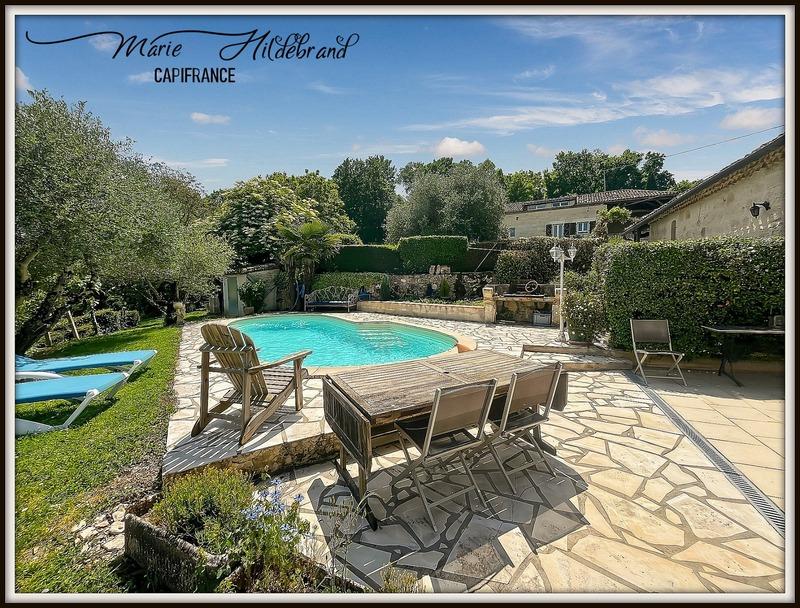 Maison - 188 m² - 7 pièces