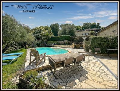 Maison - 188 m² - 7 pièces