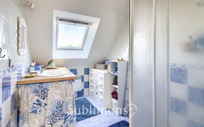 Maison contemporaine - 121 m² - 6 pièces