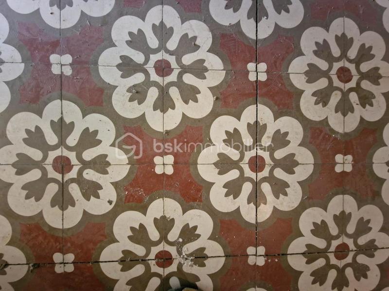 Maison de village - 180 m² - 7 pièces