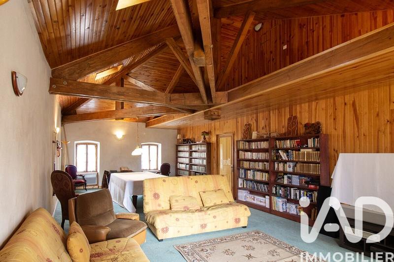 Maison - 345 m² - 11 pièces