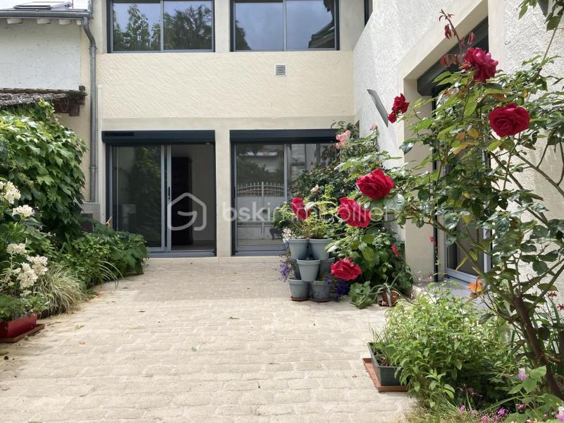 Maison de ville - 180 m² - 5 pièces