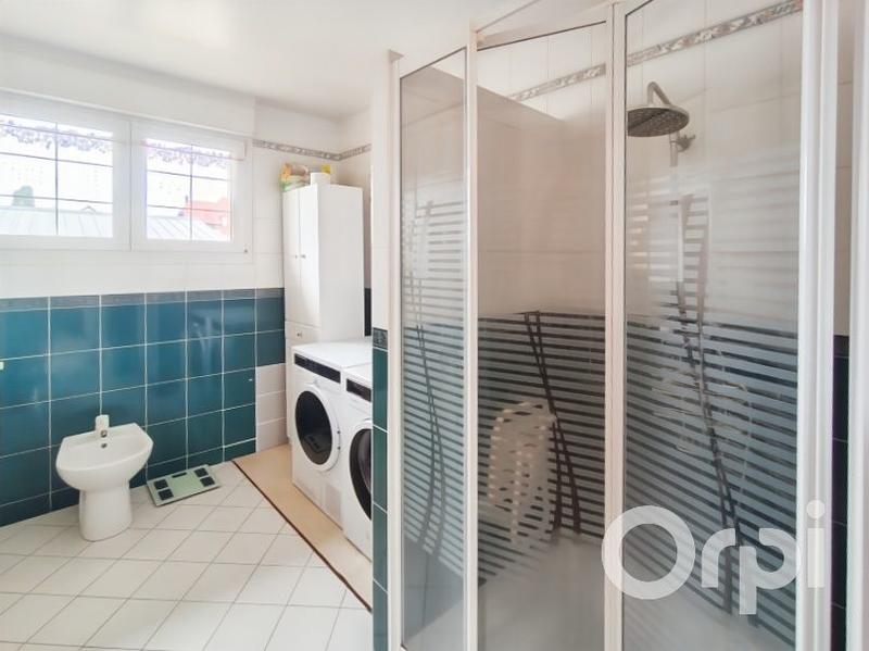 Maison - 158 m² - 7 pièces