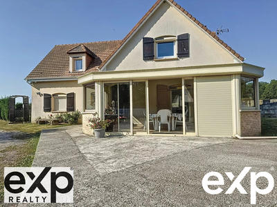 Maison - 218 m² - 6 pièces