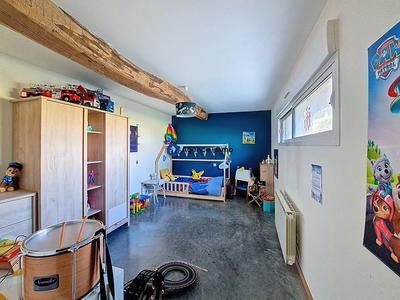 Maison - 211 m² - 5 pièces