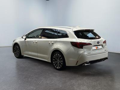 Toyota corolla touring sports Hybride 196ch Design