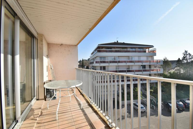 Appartement - 88 m² - 3 pièces