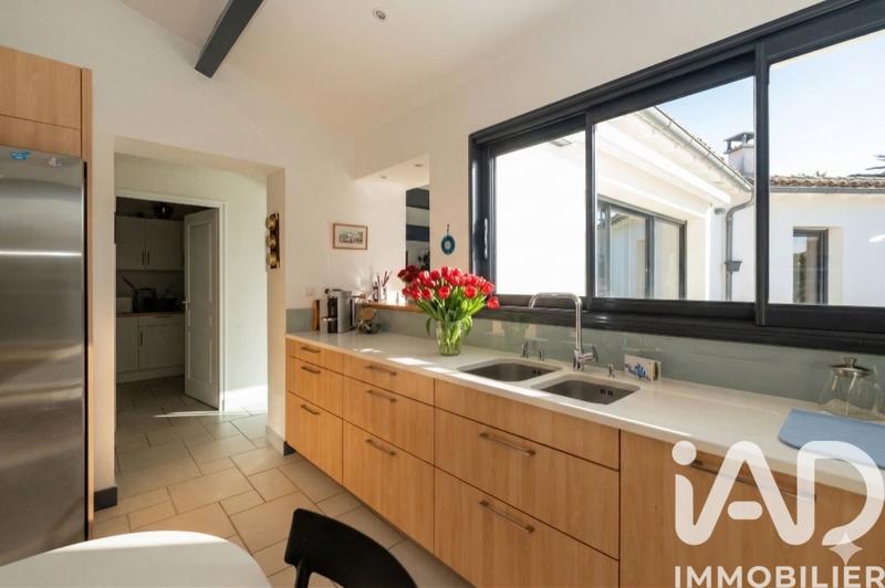 Maison - 219 m² - 6 pièces