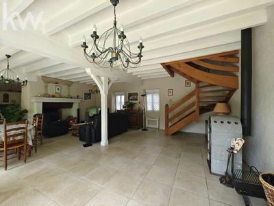 Maison - 195 m² - 6 pièces