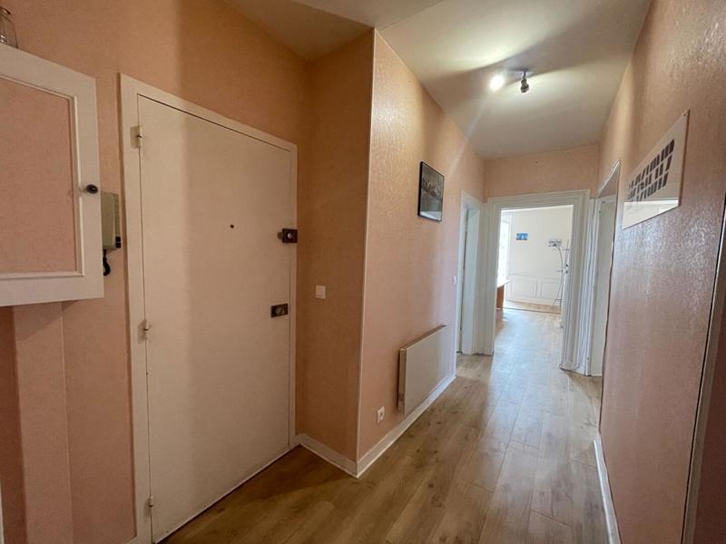 Appartement - 98 m² - 4 pièces