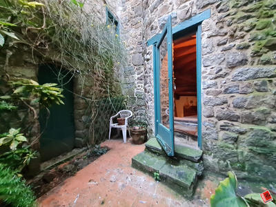 Maison ancienne - 179 m² - 6 pièces