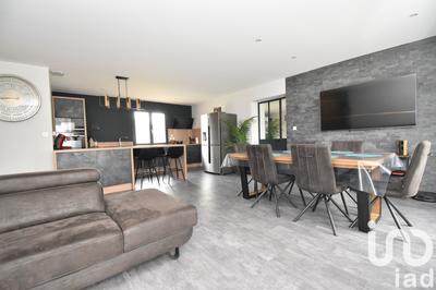 Maison - 145 m² - 6 pièces