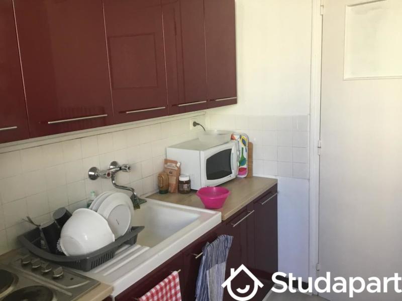 Chambre - 12 m² - 1 pièce