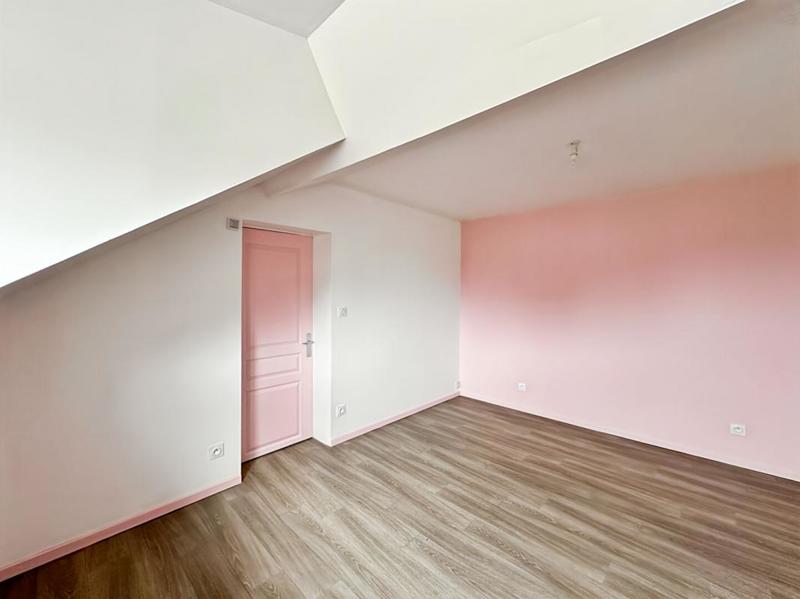 Maison - 102 m² - 6 pièces