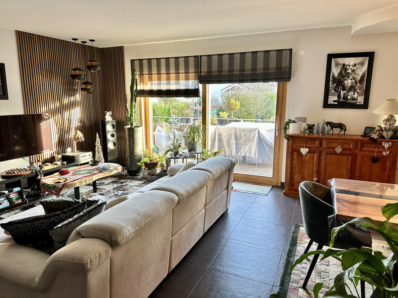 Appartement - 92 m² - 3 pièces