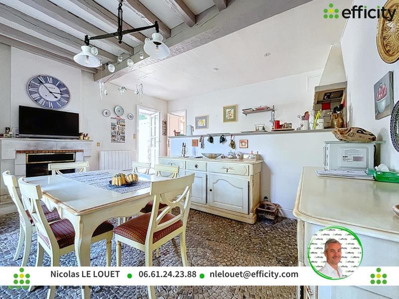 Demeure - 290 m² - 10 pièces