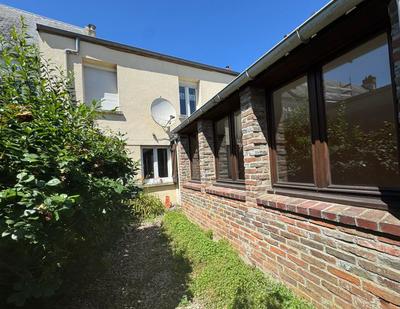 Maison - 160 m² - 5 pièces