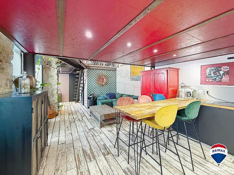 Loft - 72 m² - 3 pièces