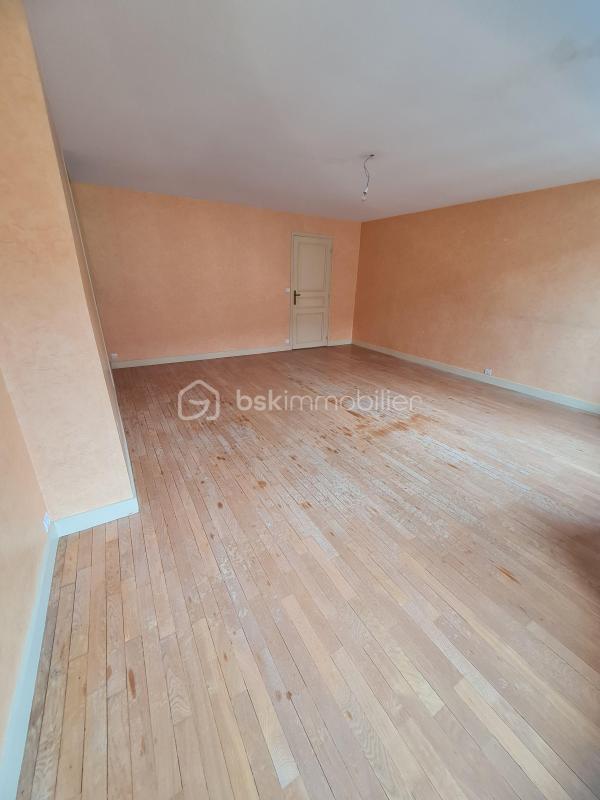 Appartement - 179 m² - 8 pièces