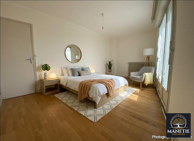 Maison - 144 m² - 8 pièces