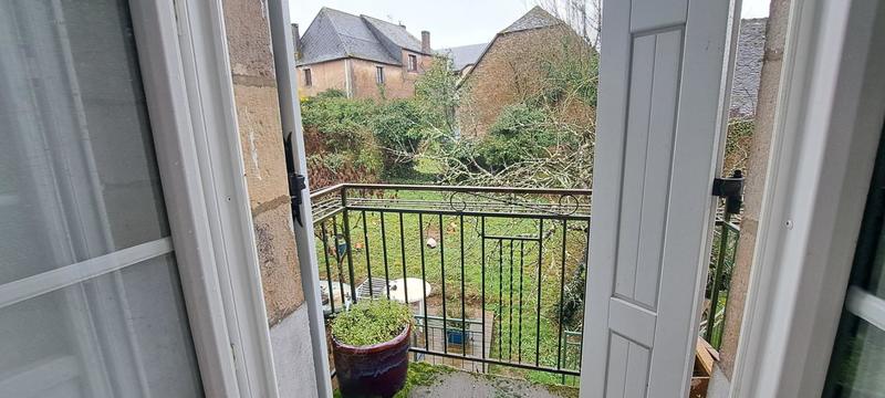 Appartement - 93 m² - 3 pièces