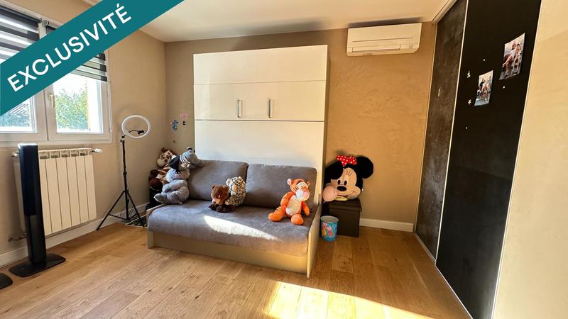 Maison - 200 m² - 6 pièces