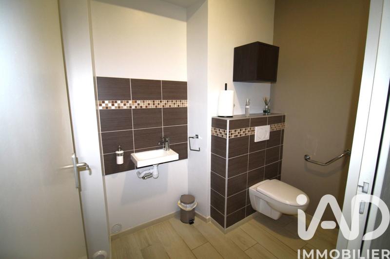 Maison - 183 m² - 7 pièces