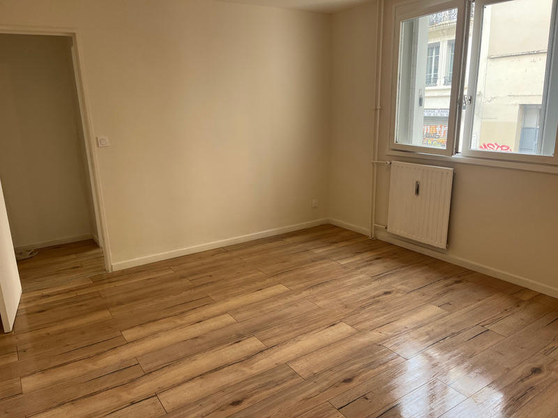 Appartement - 100 m² - 5 pièces