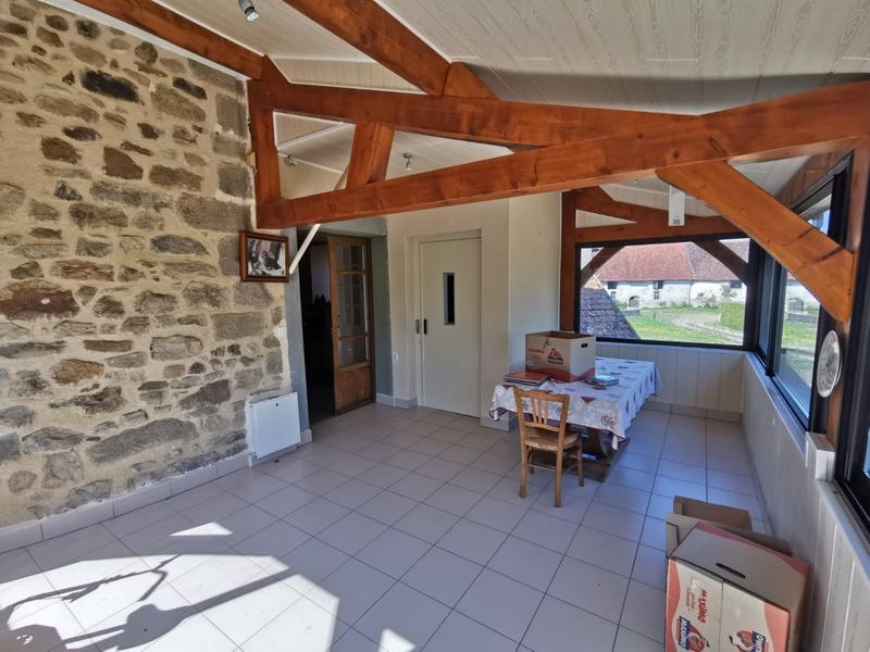 Maison traditionnelle - 442 m² - 24 pièces