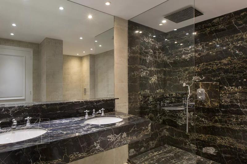 Appartement - 163 m² - 5 pièces