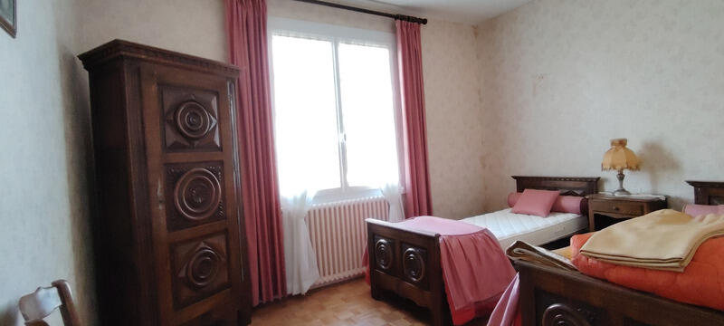 Maison - 97 m² - 6 pièces