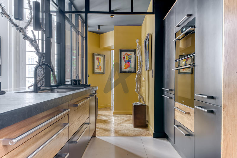 Appartement - 202 m² - 5 pièces