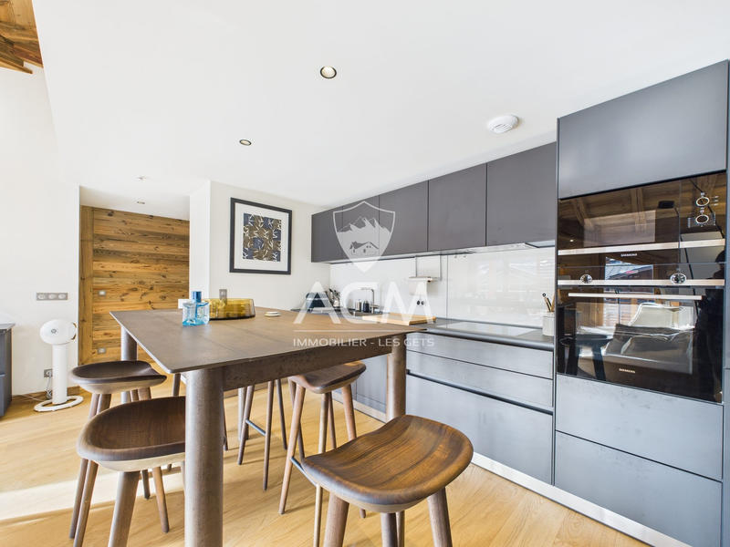 Appartement - 61 m² - 2 pièces