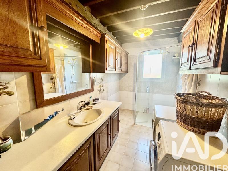 Maison - 286 m² - 9 pièces