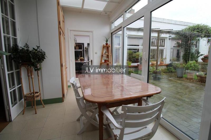 Maison - 274 m² - 8 pièces