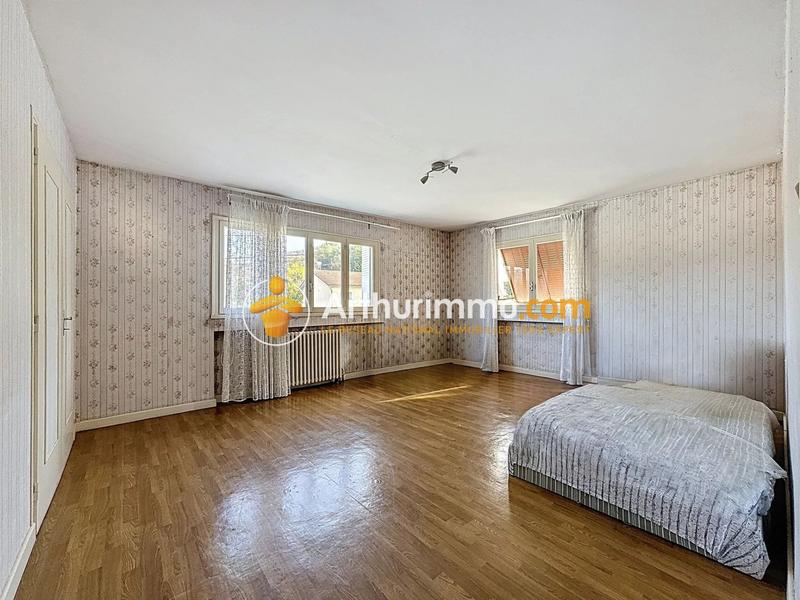 Maison - 189 m² - 8 pièces