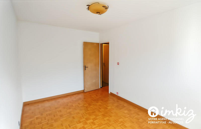Appartement - 81 m² - 3 pièces