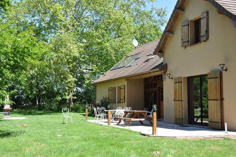 Propriété - 280 m² - 8 pièces