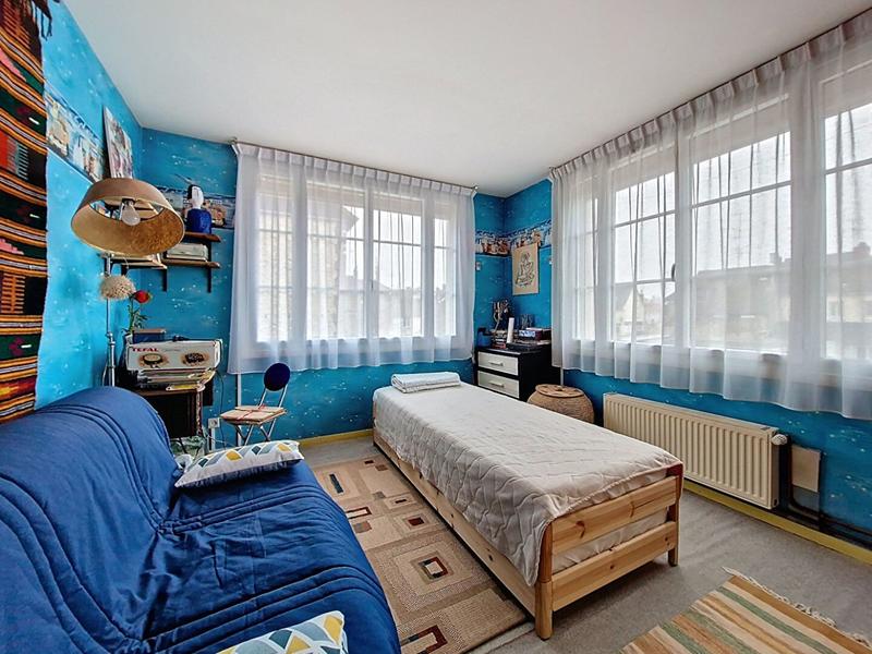 Maison - 94 m² - 5 pièces