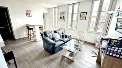 Immeuble - 100 m² - 3 pièces